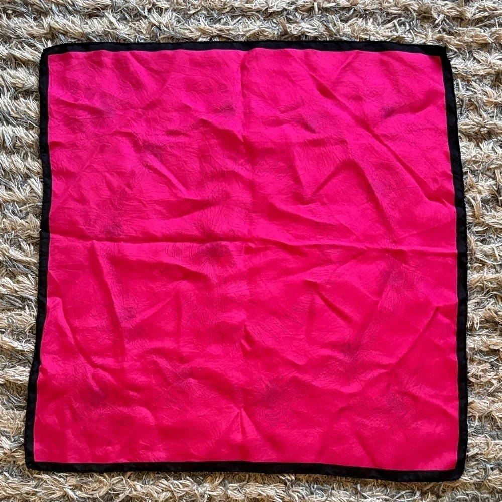Mulberry Black Pink Bee Scarf 20” x 21”